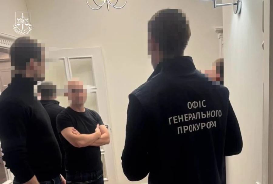 Експосадовець Міноборони з двома спільниками постачали ЗСУ неякісні кулемети - фото 1 Експосадовець Міноборони з двома спільниками постачали ЗСУ неякісні кулемети - фото 1