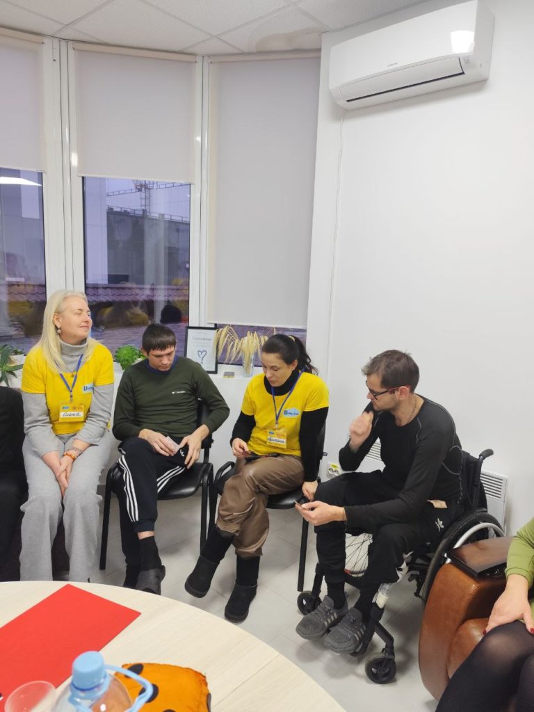 Психологи звернули увагу на ігри з захисниками на Рівненщині - фото 1