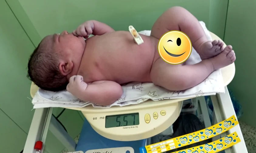 Хлопчик вагою майже 6 кг народився у Рівному