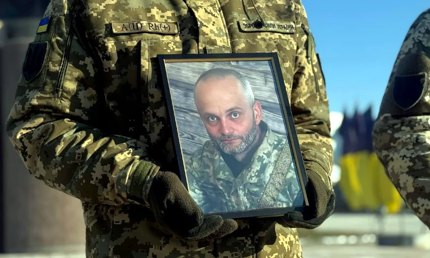 На вічний спокій провели полеглого захисника в Рівному