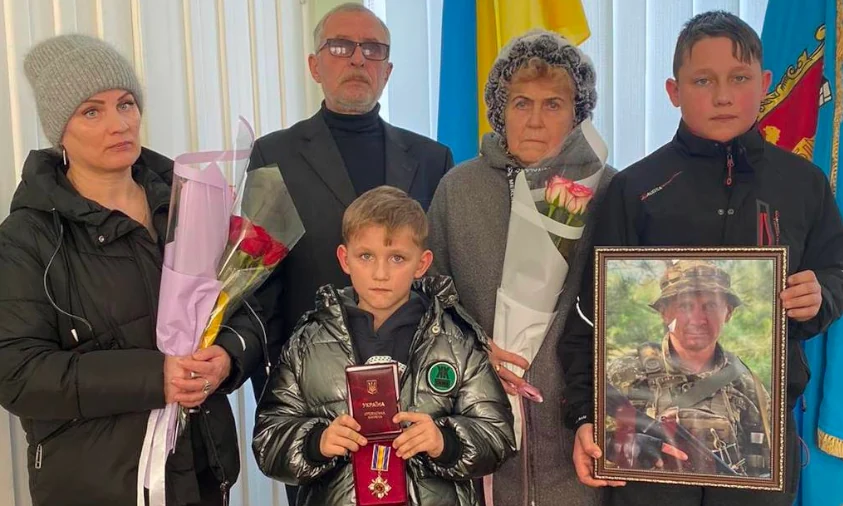 Сім’я захисника з Рівненщини отримала посмертну нагороду