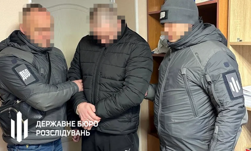 Посадовець військової частини вимагав данину з підлеглих