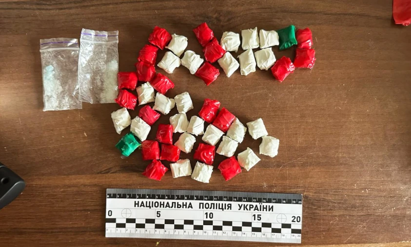49 закладок із наркотиком вилучили у раніше судимого рівнянина
