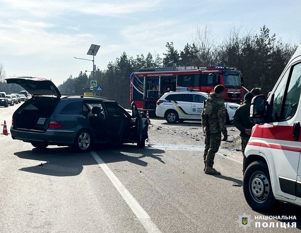 Один чоловік загинув у ДТП в Рівненському районі - фото 2 Один чоловік загинув у ДТП в Рівненському районі - фото 2