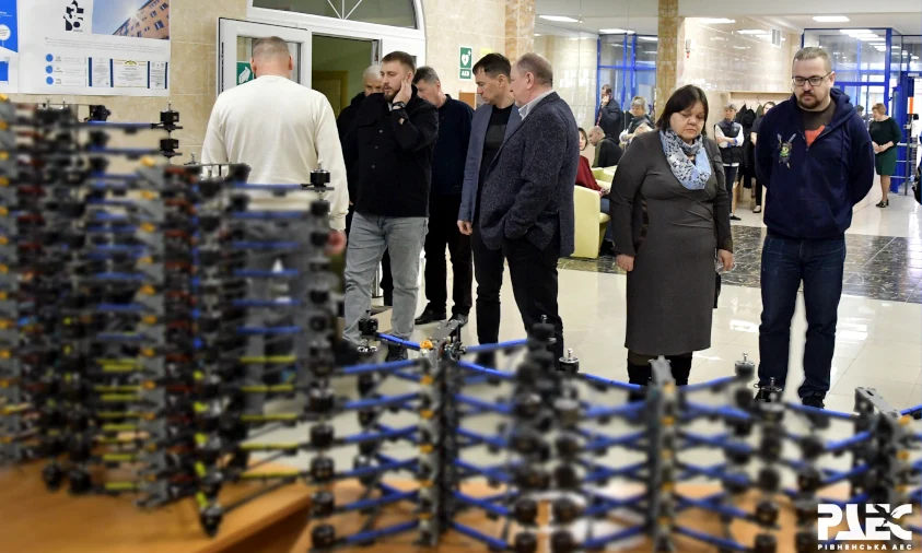 Рівненська АЕС спрямувала допомогу у 15 бойових підрозділів
