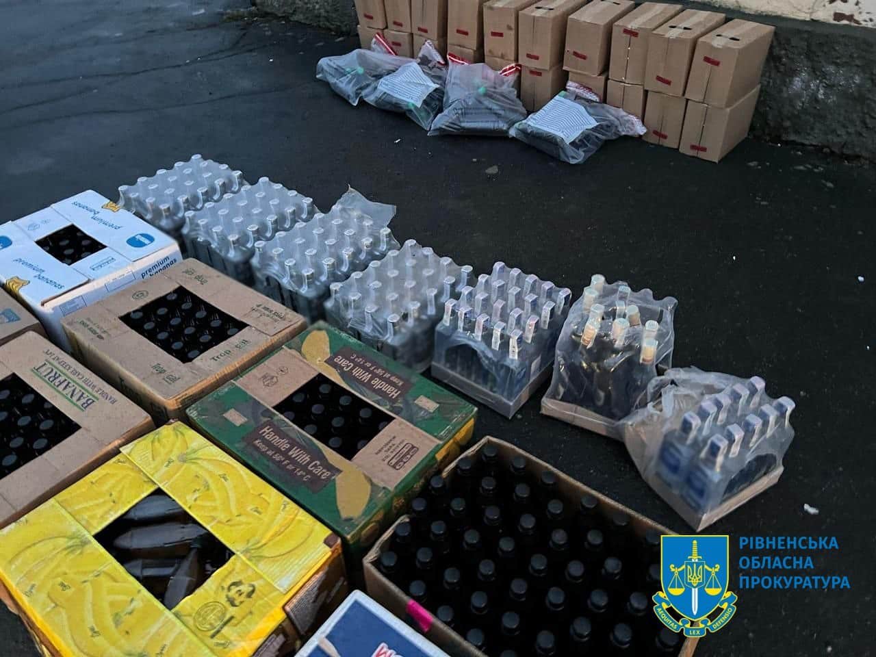 Понад 4 тонни фальсифікованого алкоголю вилучили у Рівному