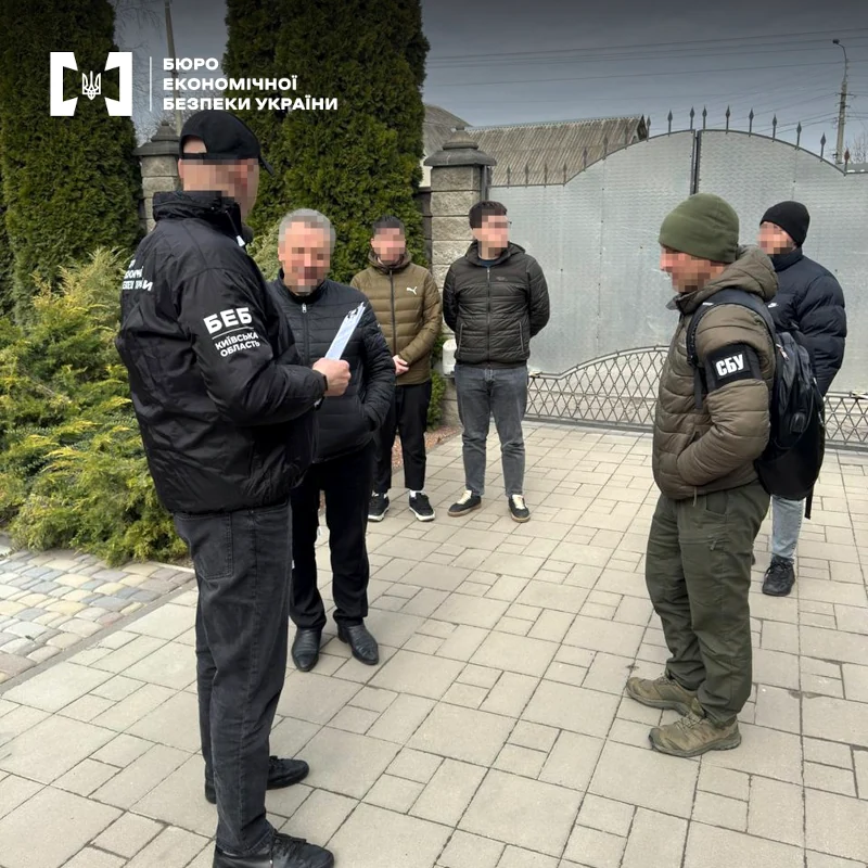 На Рівненщині й Київщині функціонери УПЦ виготовили 20 тис. літрів фальсифікованого вина - фото 2
