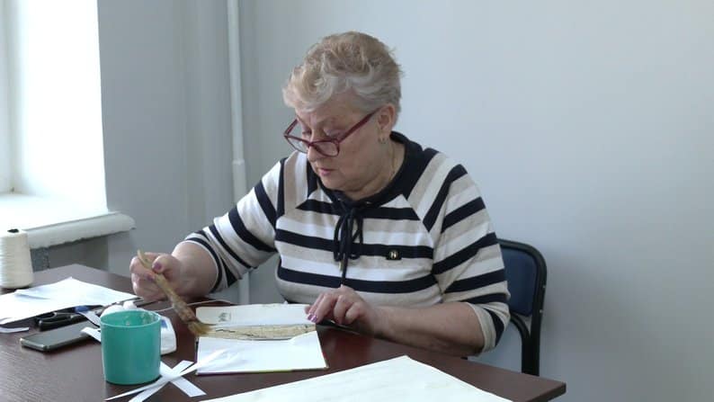 Як у Рівному реставрують книги