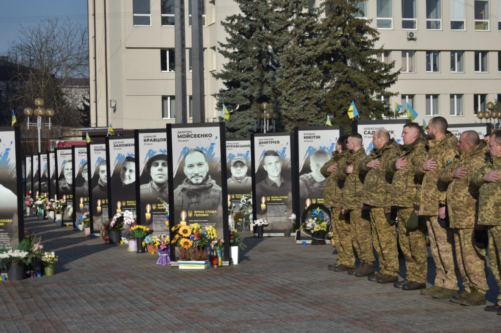 Рівненська влада вшанувала пам'ять Тараса Шевченка - фото 2