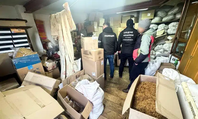 У Рівненському районі вилучили тютюну на понад мільйон гривень
