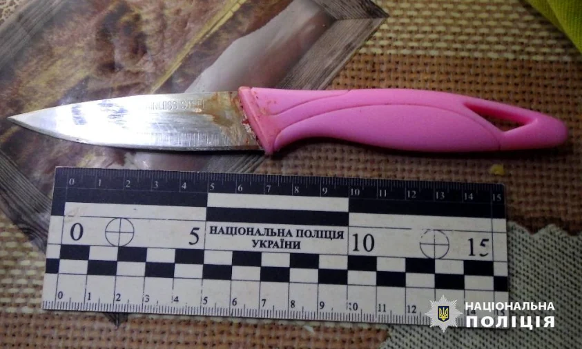 За ножове поранення знайомого засудили рецидивіста з Рівненщини