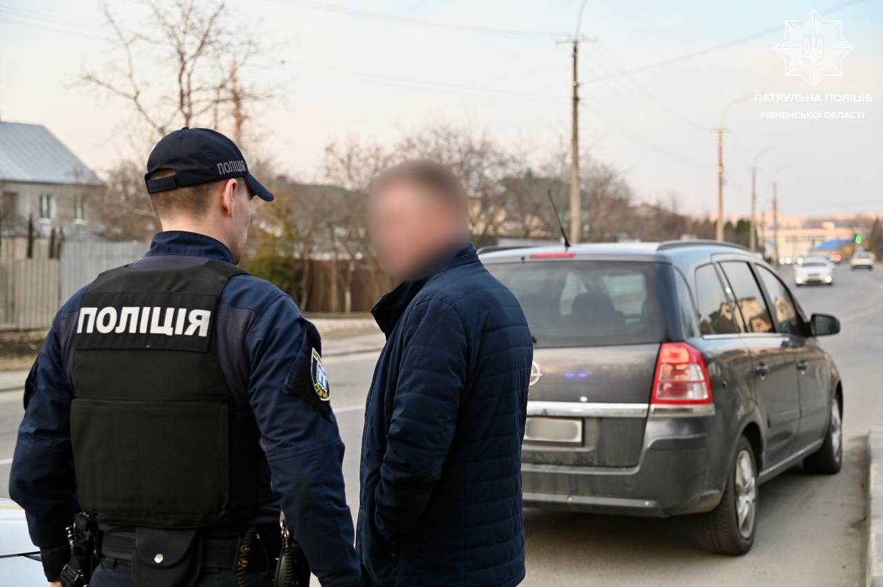 Небайдужі громадяни у Рівному повідомили про нетверезого водія
