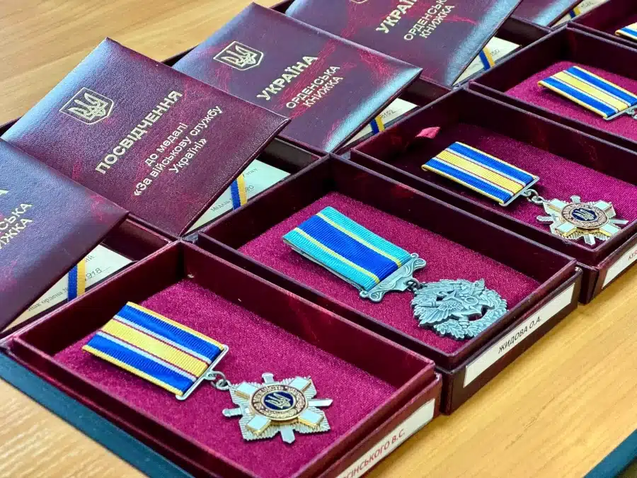 Почесні нагороди вручено родинам полеглих Героїв з Рівненщини - фото 2 Почесні нагороди вручено родинам полеглих Героїв з Рівненщини - фото 2