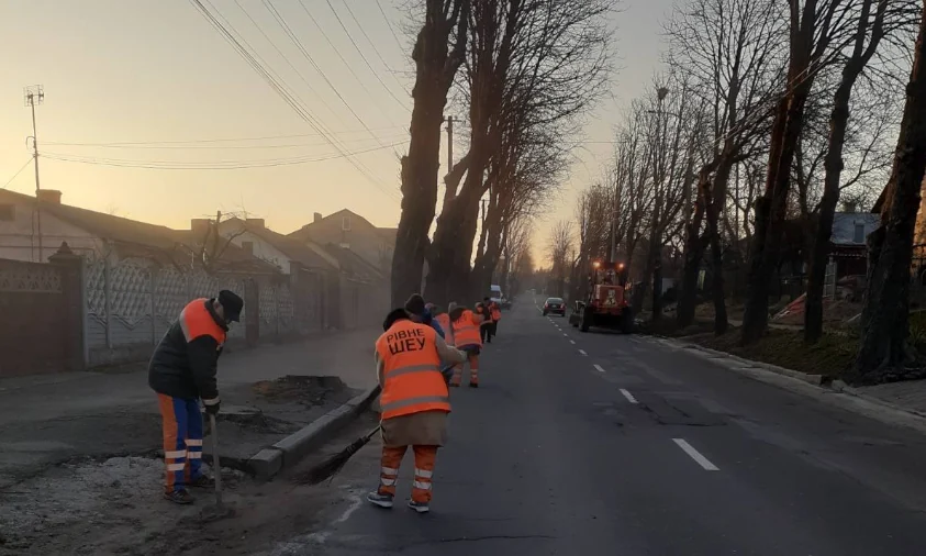 26 березня можливе ускладнення руху в Рівному через дорожні та інші роботи