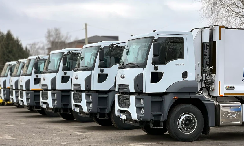Спецтехніку в комунальних підприємствах Рівного продовжують оновлювати