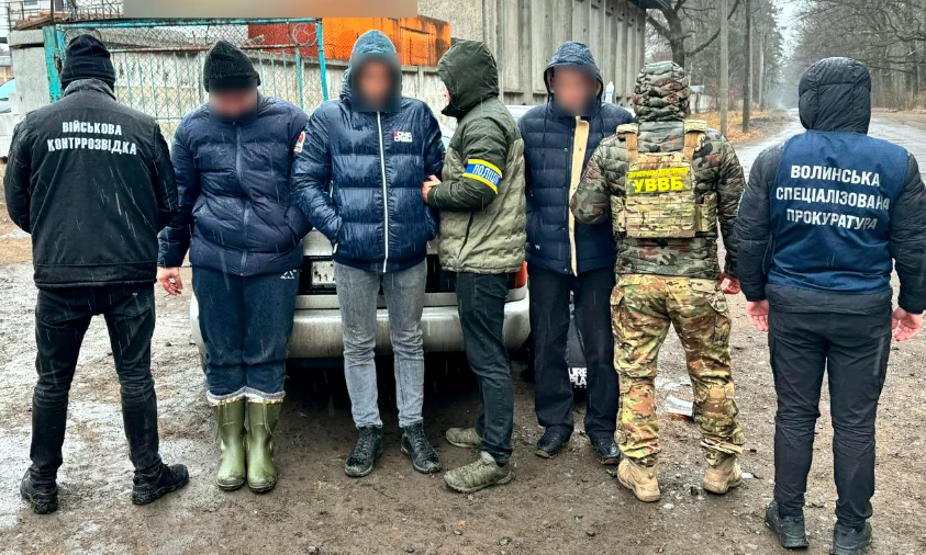 Затримано двох мешканців Рівненщини, організаторів каналу переправлення за кордон
