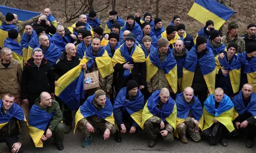Військові з Рівненщини є серед звільнених сьогодні з полону
