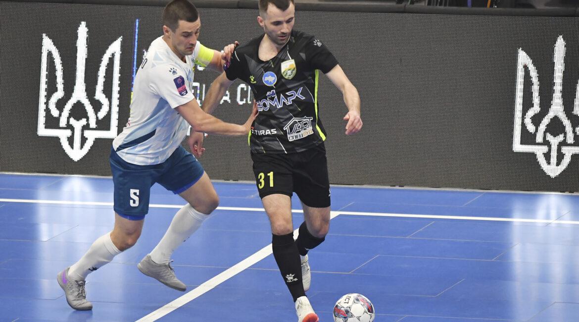 Серія пенальті вирішила долю «Кардинала-Рівне» у півфіналі Кубка України Серія пенальті вирішила долю «Кардинала-Рівне» у півфіналі Кубка України