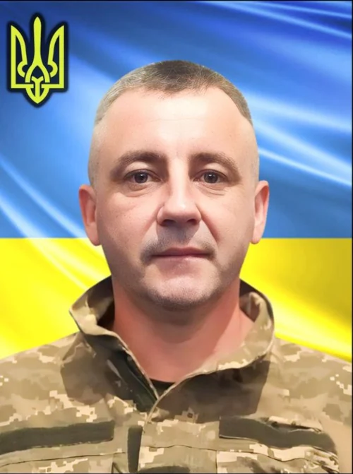 Дружина й син полеглого воїна з Рівненщини отримали його посмертну нагороду - фото 1