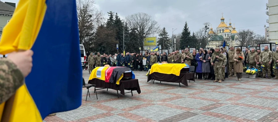 З двома, полеглими за Україну захисниками, попрощались у Рівному - фото 1