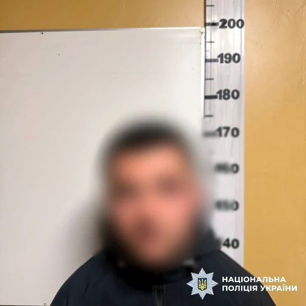 У Києві, через небажання слухати російську музику, зарізали чоловіка - фото 3 У Києві, через небажання слухати російську музику, зарізали чоловіка - фото 3