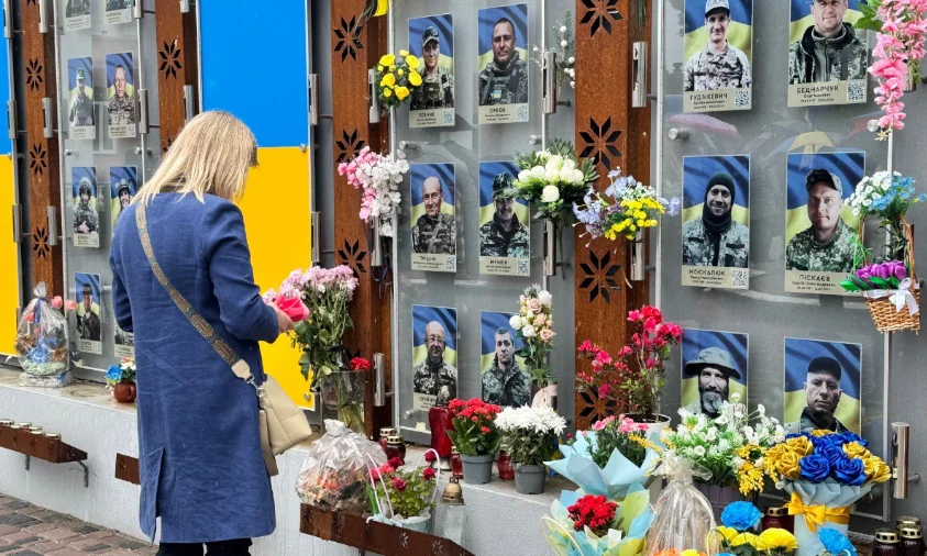 Дружина полеглого Героя зі Здолбунова отримала його посмертну нагороду