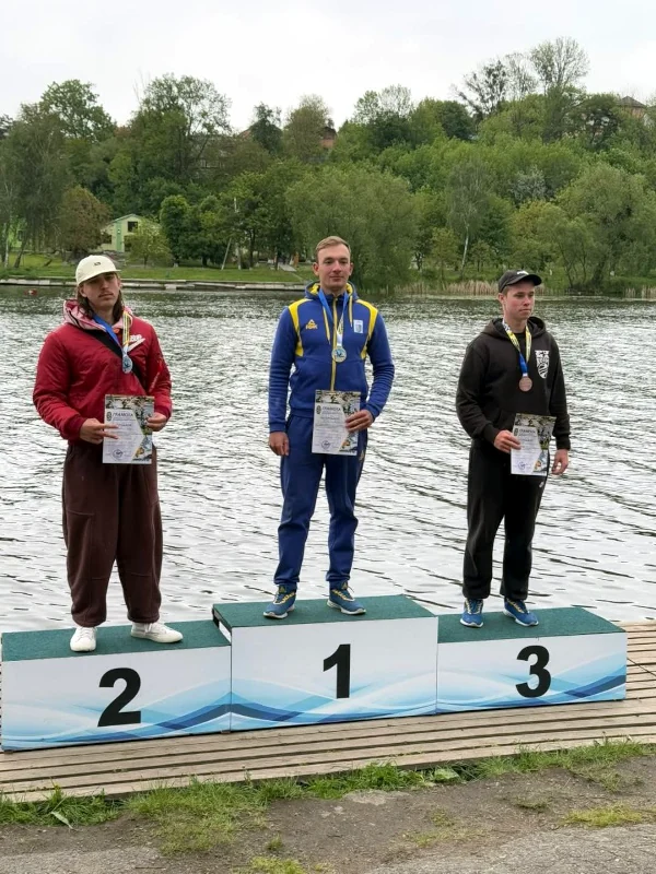 Перемоги й нагороди привезли з марафону на байдарках і каное спортсмени Рівненщини - фото 1 Перемоги й нагороди привезли з марафону на байдарках і каное спортсмени Рівненщини - фото 1