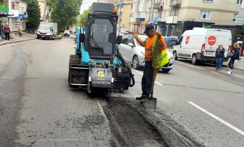 8 травня можливе ускладнення руху в Рівному через дорожні та інші роботи