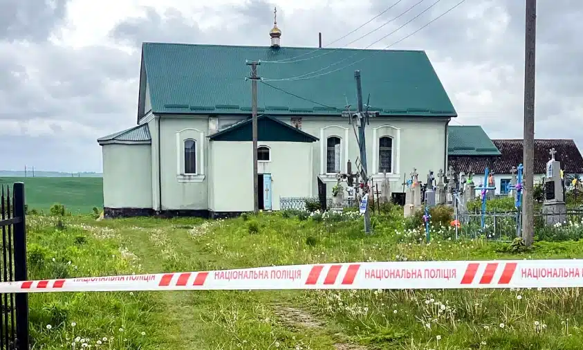 На Дубенщині 19-річний хлопець двічі обікрав церкву: його викрили оперативники