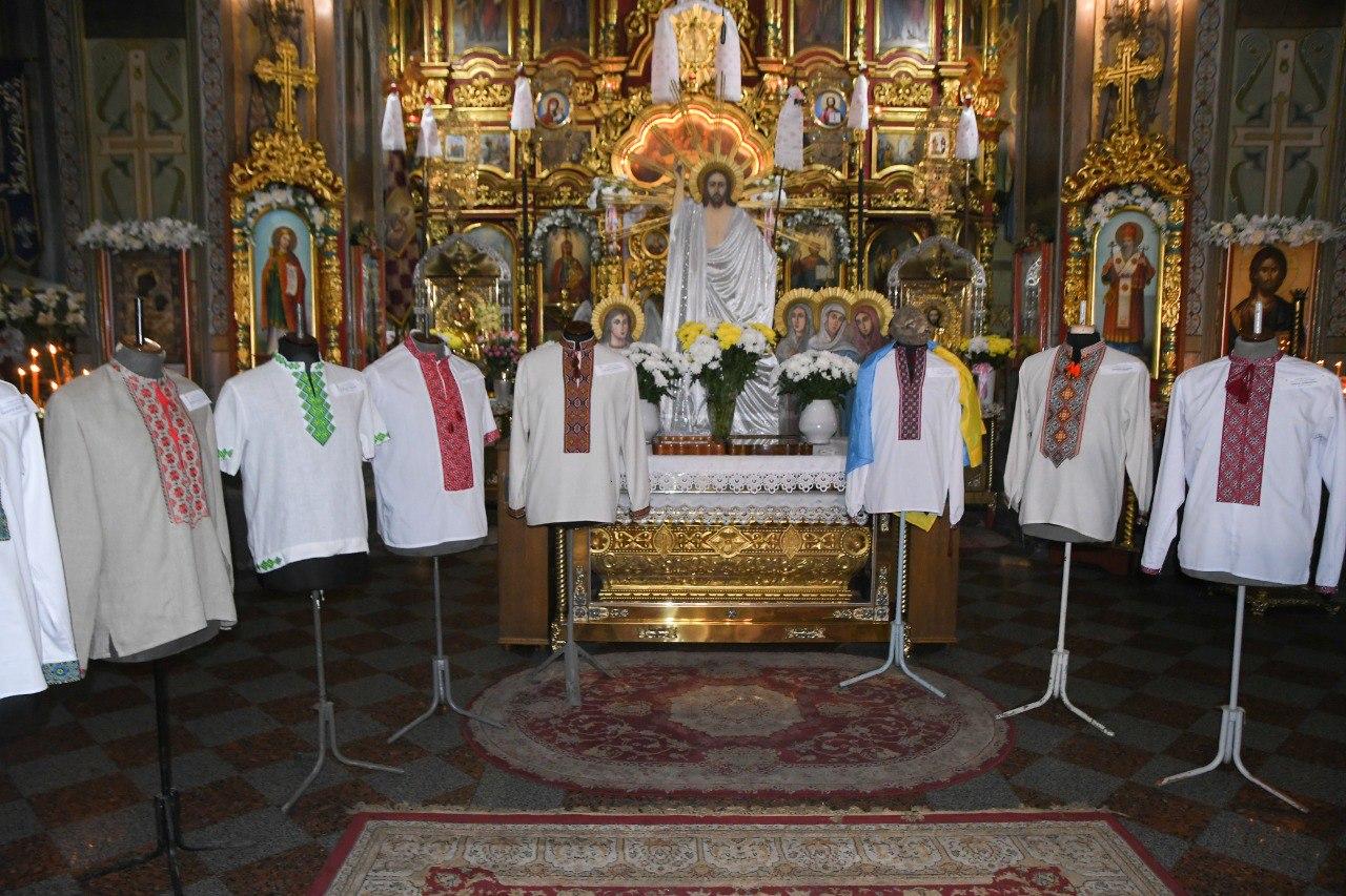 У Рівному презентували вишиванки, присвячені загиблим військовим