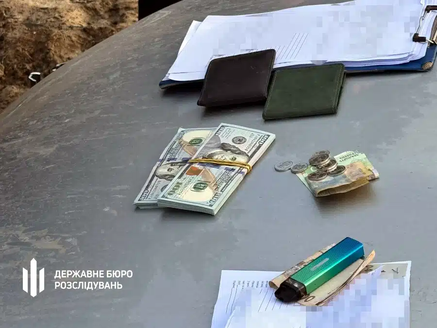 Правоохоронця з Рівненщини судитимуть за організацію переправлення ухилянтів до білорусі - фото 1 Правоохоронця з Рівненщини судитимуть за організацію переправлення ухилянтів до білорусі - фото 1
