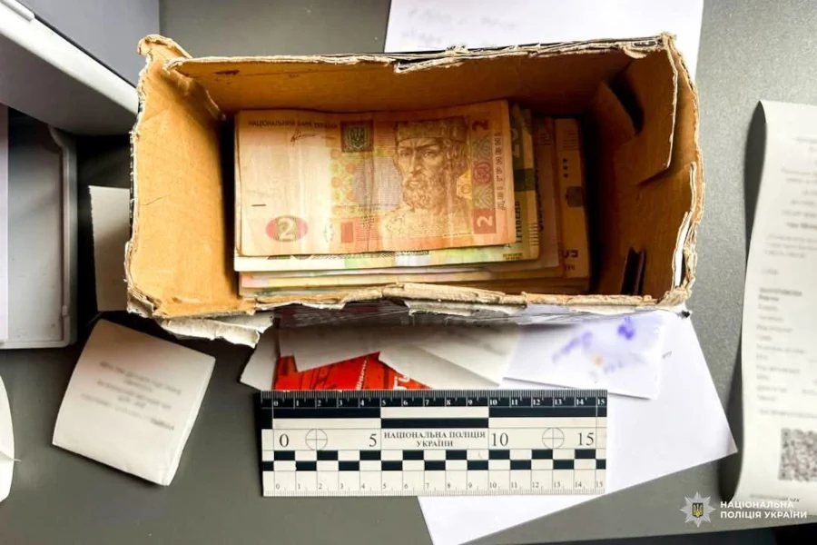 У Рівному 18-річний хлопець обікрав музичний магазин, щоб погасити кредит - фото 1