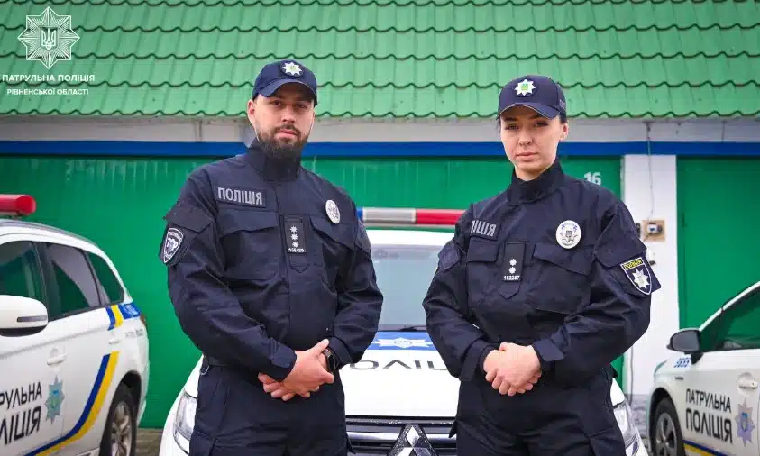 У Рівному патрульні врятували чоловіка, який погрожував скоїти непоправне