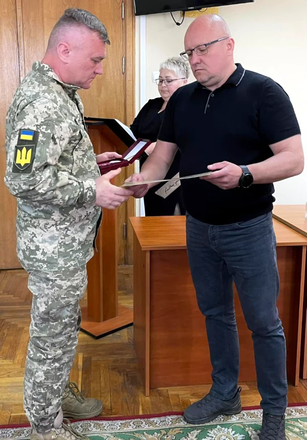 Двох полеглих захисників з Рівненщини відзначили посмертними нагородами - фото 2