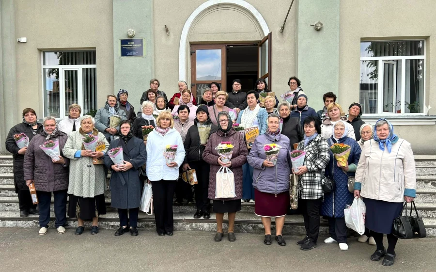 Посмертні нагороди вручили родинам полеглих захисників у Костополі - фото 4