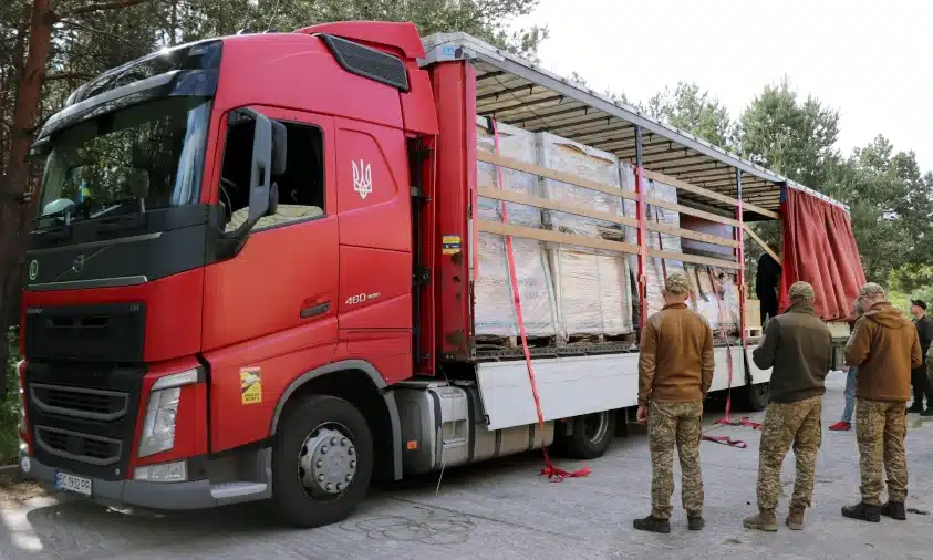 Вараська лікарня отримала сонячну електростанцію потужністю 100 кВт