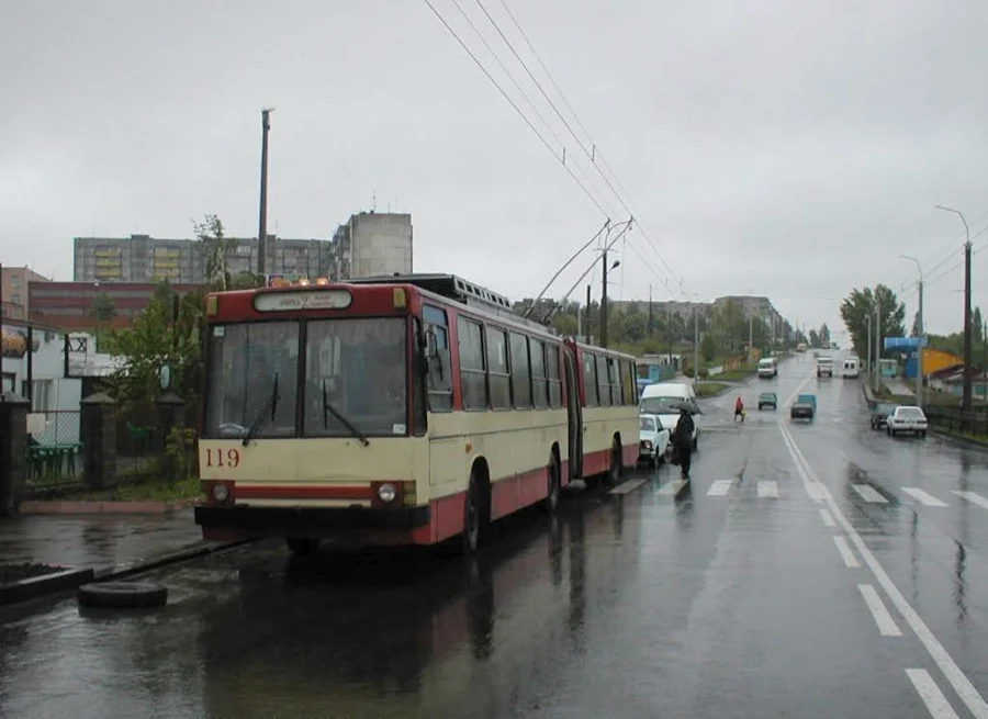 20 років тролейбусному сполученню з Північним мікрорайоном Рівного - фото 2