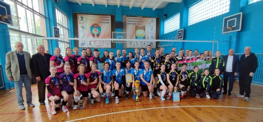 ВК «Вікторія» (Сарни) – чемпіонки Рівненщини з волейболу серед жінок - фото 2