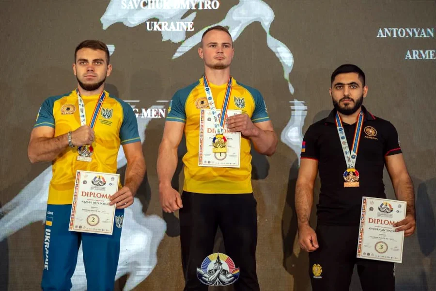 Дмитро Савчук з Рівного виборов два золота на чемпіонаті Європи з пара-армрестлінгу - фото 2