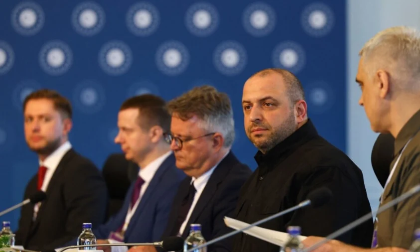 Україна та росія домовилися про обмін поранених, молодих військовополонених і тіл загиблих – Міноборони