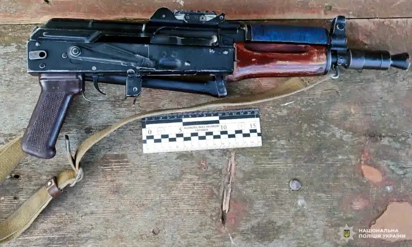 Стрільба на Рівненщині: чоловік незаконно зберігав автомат, патрони та гранату