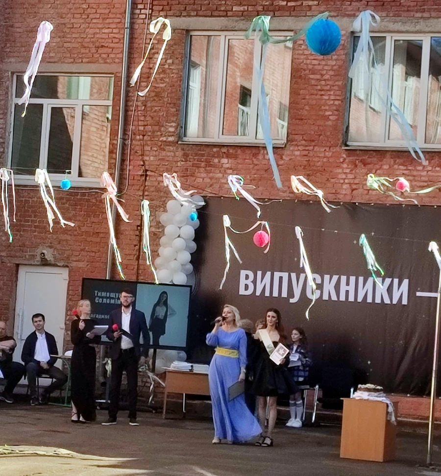 Останній дзвоник під час війни - фото 2