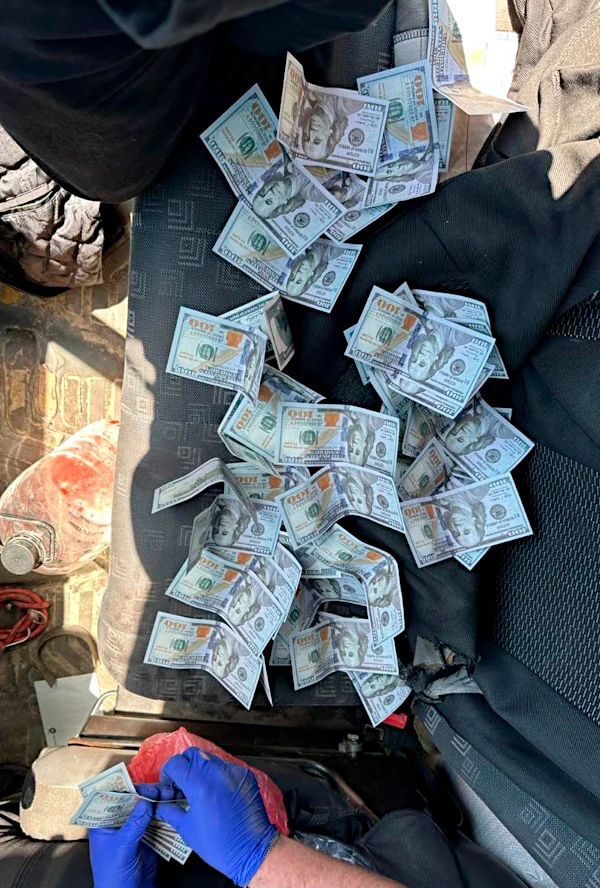 На Волині викрили двох жителів Рівненщини, які переправляли ухилянта через кордон - фото 2