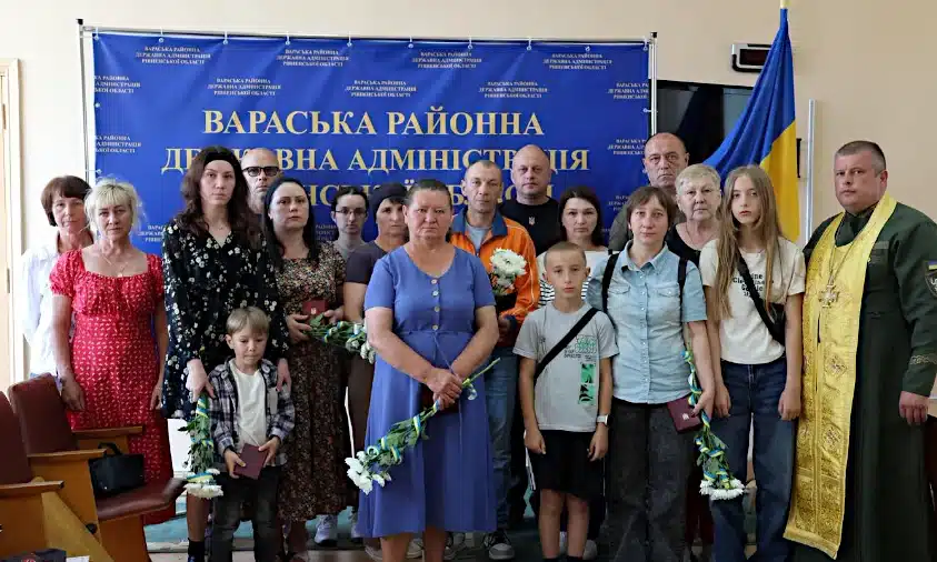 У Вараші рідні отримали нагороди полеглих захисників