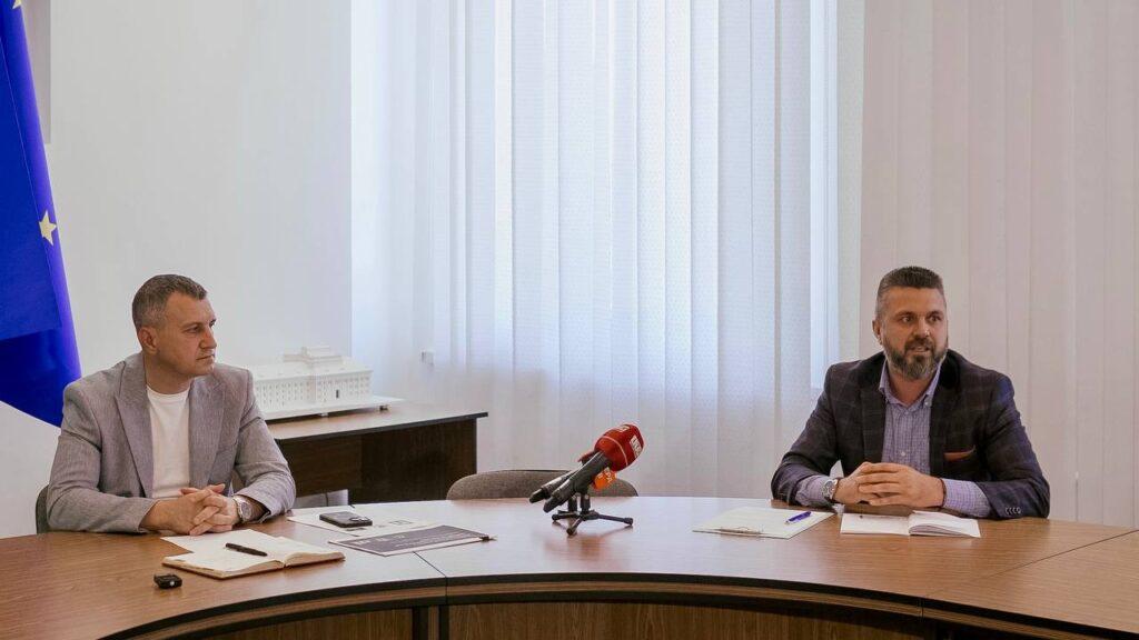 страт2