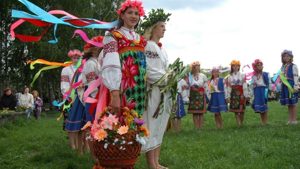 Як Трійця перетворює село на зелений храм пам’яті і єдності - фото 1