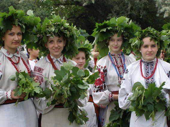 Як Трійця перетворює село на зелений храм пам’яті і єдності