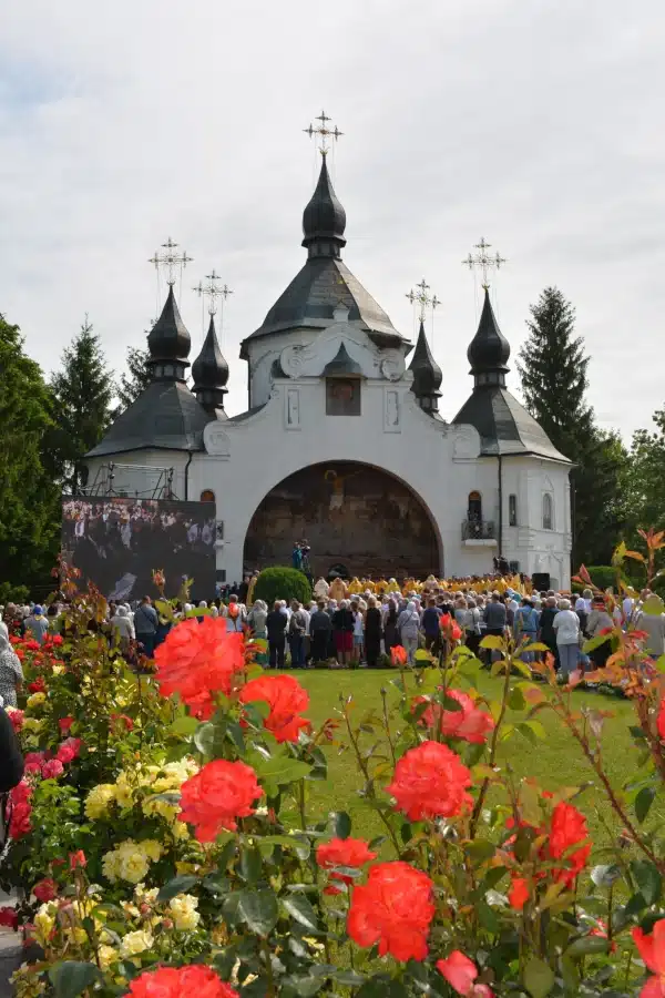 На Рівненщині вшанували героїв битви під Берестечком: молитва, квіти й історична пам’ять - фото 4