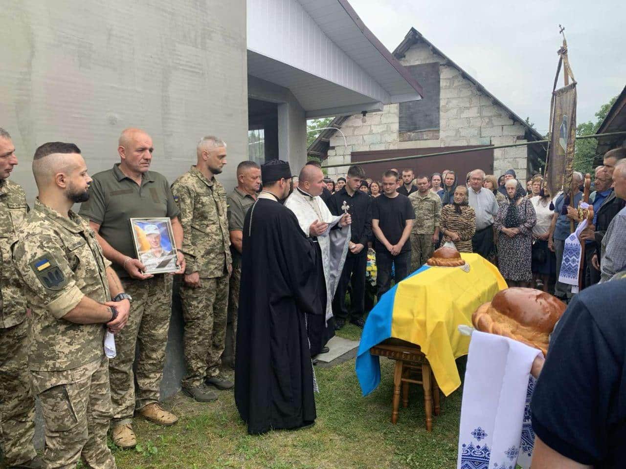 У Радивилові попрощалися з загиблим на Донеччині воїном