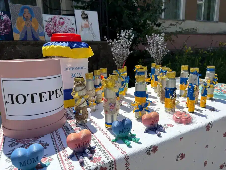У Заболотті на Варашчині зібрали понад 44 тис. грн для захисників під час святкування Дня родини - фото 3